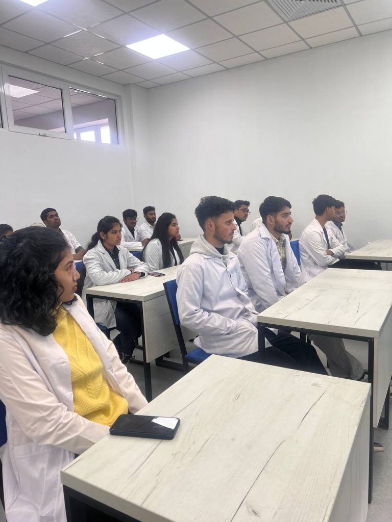 Impuls Medical Institute chemistry theory class