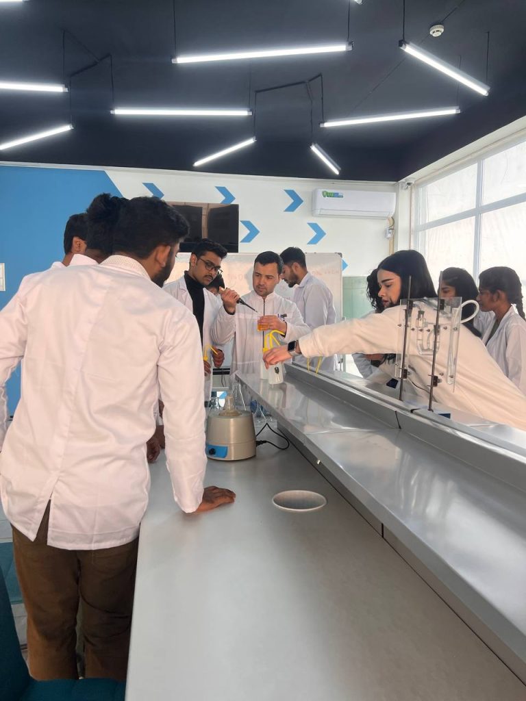 Impuls Medical Institute student chmistry for practical class 3