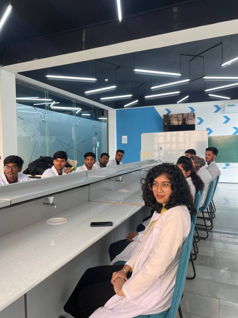 Impuls Medical Institute student group for practical class 2